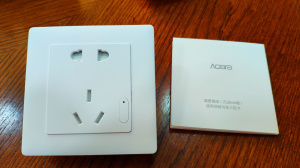 Умная розетка Xiaomi Aqara Smart Wall Socket white